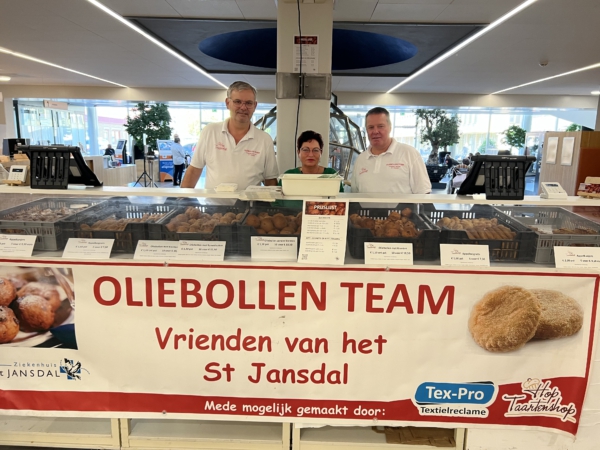 Bestaande foto van het Oliebollenteam
